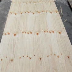 Panel de madera contrachapada de pino
